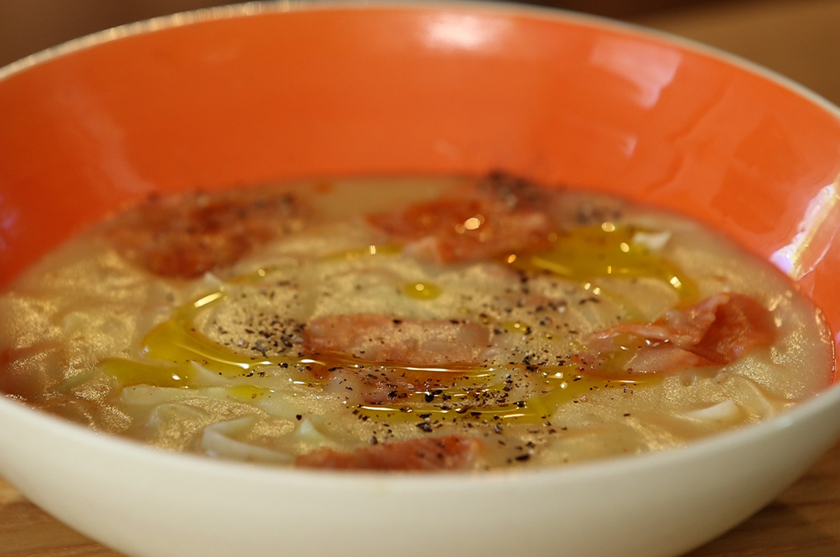caldo verde soupe portugaise diete mediterraneenne recette traditionnelle chou pommes de terre